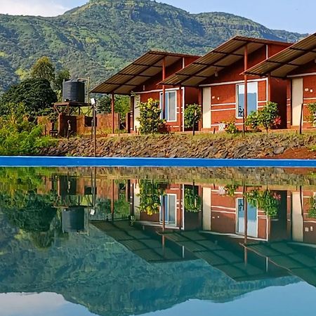 Mysticstays Resort Wai Екстериор снимка