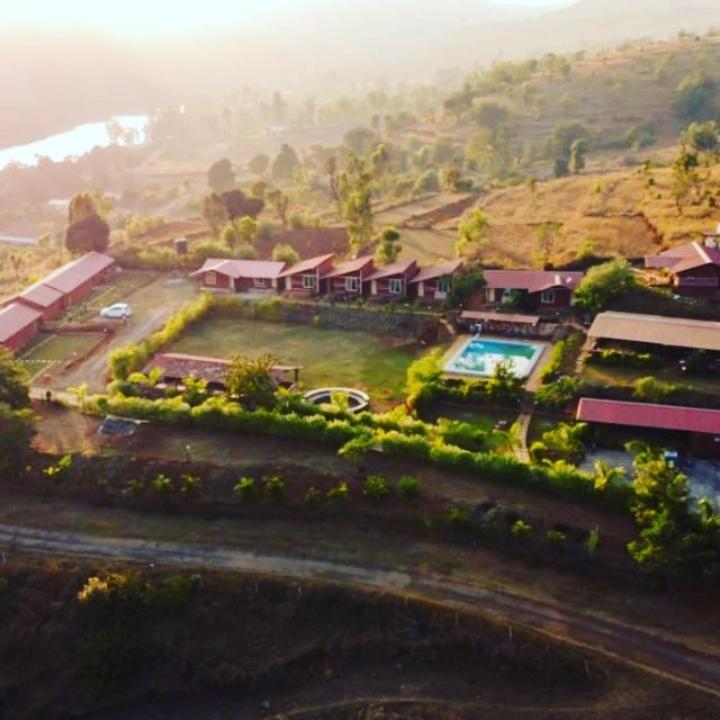 Mysticstays Resort Wai Екстериор снимка