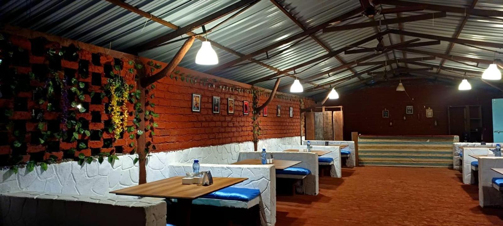 Mysticstays Resort Wai Екстериор снимка