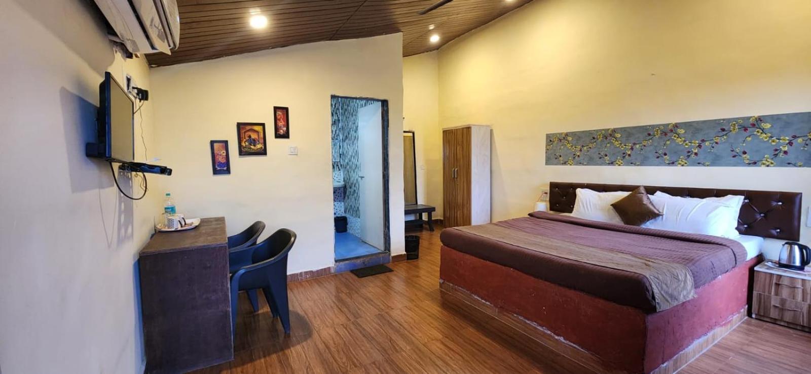 Mysticstays Resort Wai Екстериор снимка