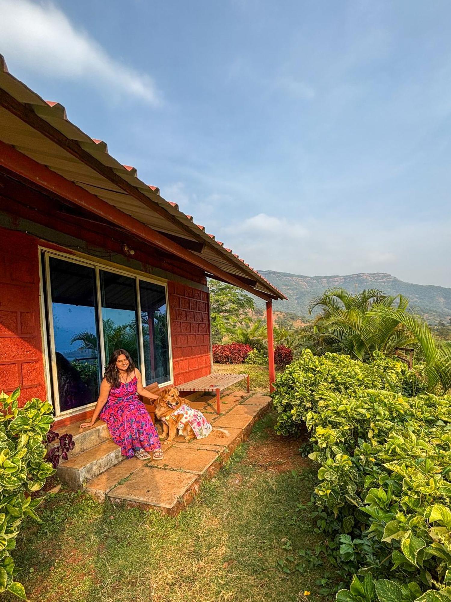 Mysticstays Resort Wai Екстериор снимка
