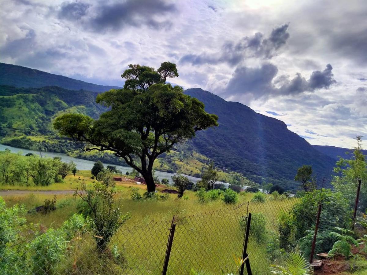 Mysticstays Resort Wai Екстериор снимка